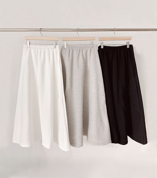 【スカート】無地　起毛　フレア　ルーズフィット　Aライン　ロング丈　スカート　Flare skirt