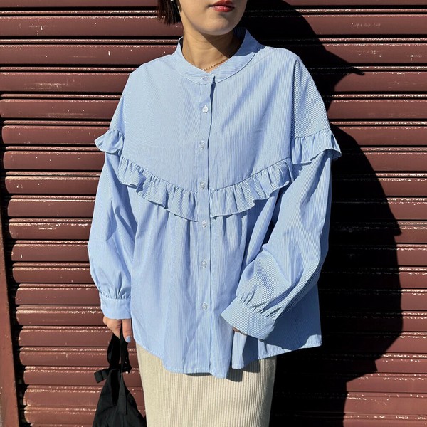 【2025新作】ストライプフリルブラウス　春服　オールシーズン　柄シャツ ハレの日
