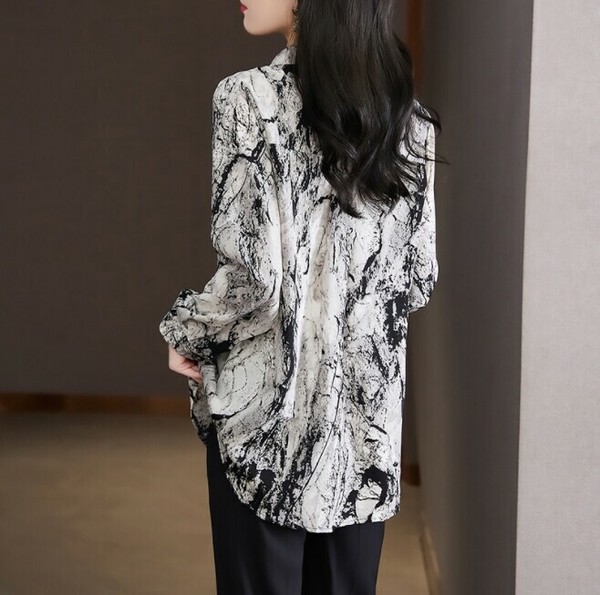 シャツ 長袖 花柄 春 ゆったり 快適 レディース ファッション BQ6936