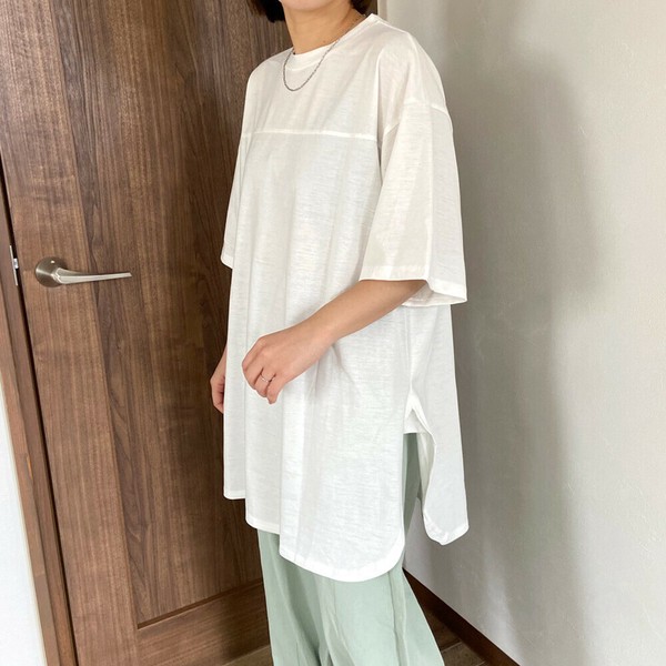 【2025新作】サイドスリットチュニック　プルオーバー　半袖　Tシャツ　無地　ワイド　春夏