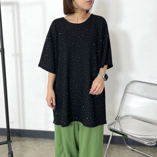 【2025新作】スパンコールチュニック　半袖　プルオーバー　Tシャツ　ビッグT　ストーン　ビジュ