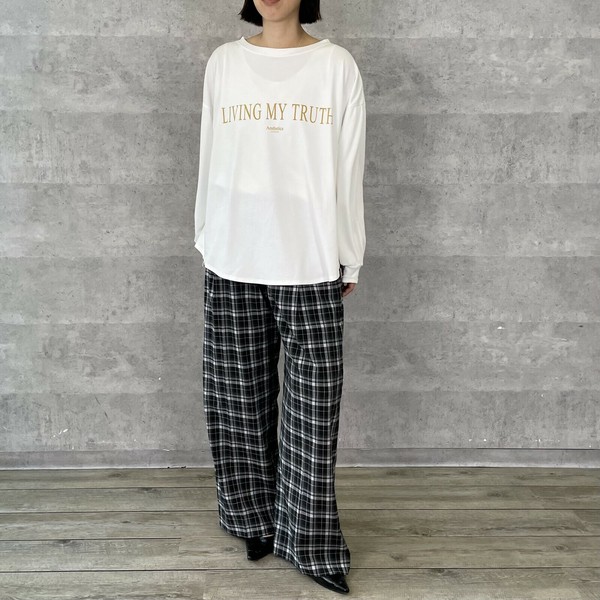 【AnnaKerryアンナケリー85253914】"LIVING MY TRUTH" ロンT「2025秋物新作」