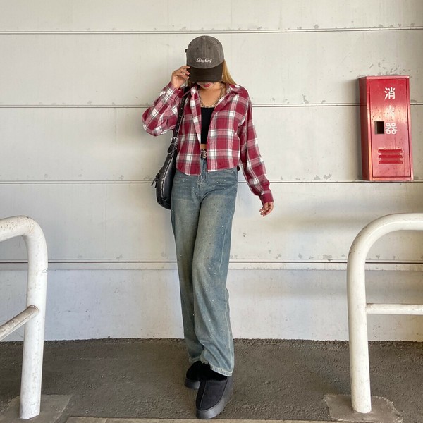 【2025新作】ショートチェックシャツ　クロップド丈　ネルシャツ　羽織り　チェック柄　秋服　定番