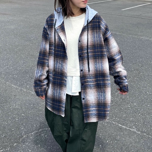 【2025新作】フードチェックシャツ　長袖　ワイド　ゆったり　裏起毛　もこもこ　ネル　秋冬