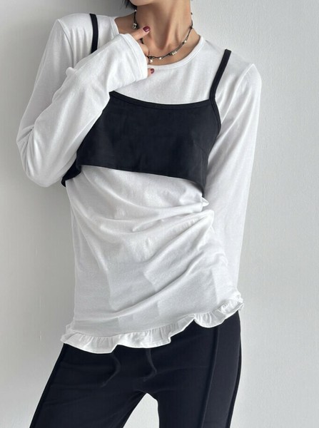 【2025秋冬新作】裾フリルカットソー＆スエードビスチェ