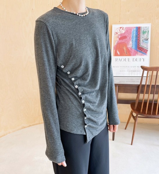 【2025秋冬新作】ボタンドレープカットソー