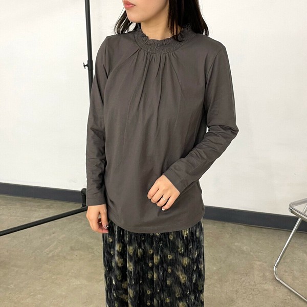 【2025新作】襟スモッキングロンT　レース　フリル　インナー　ゆったり　ワイド　秋　冬　春　長袖