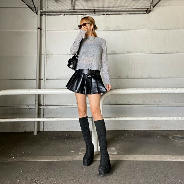 【2025新作】ドットメロートップス　シアー　透け　ドット柄　水玉模様　ロンT　インナー　レイヤード