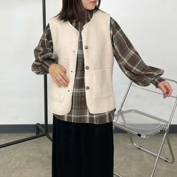 【2025新作】ボアベスト　ゆったり　ワイド　もこもこ　秋　冬　アウター　レイヤード　重ね着