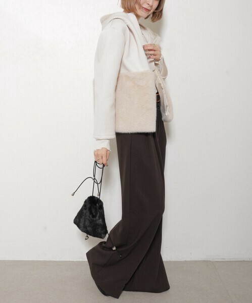 11/15頃【11中予約販売】ファーフーディー＆クッションダイバー異素材フーディー 2025AW each東京