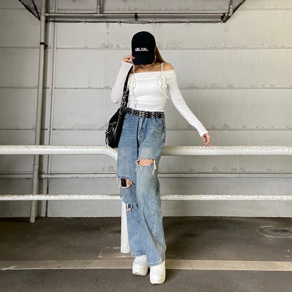 【2026新作】リブオフショルダートップス　ショート丈　リボン　パッド付き　コンパクト　春服