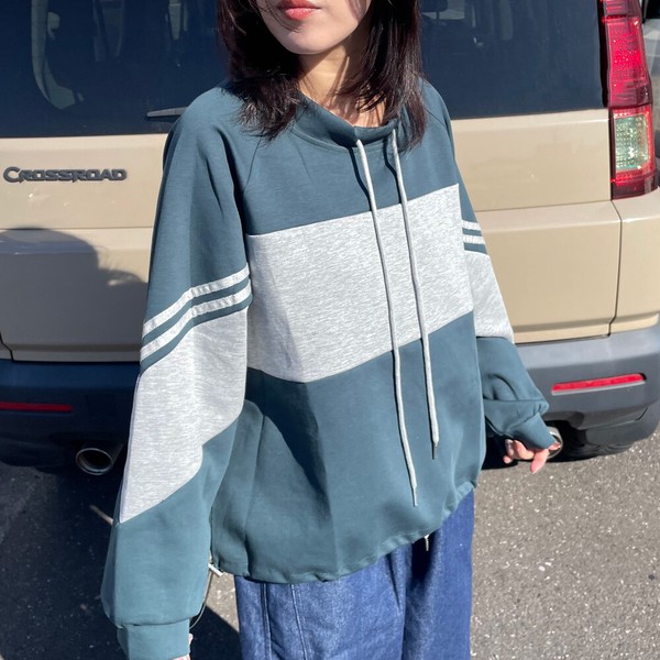 【2026新作】ライン切替プルオーバー　トレーナー　ワイド　ゆったり　体型カバー　春　トップス　大人