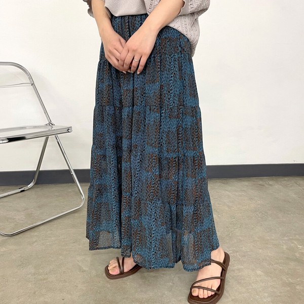 【2026新作】総柄ティアードスカート　ロングスカート　体型カバー　ゆったり　夏　柄　ワイド